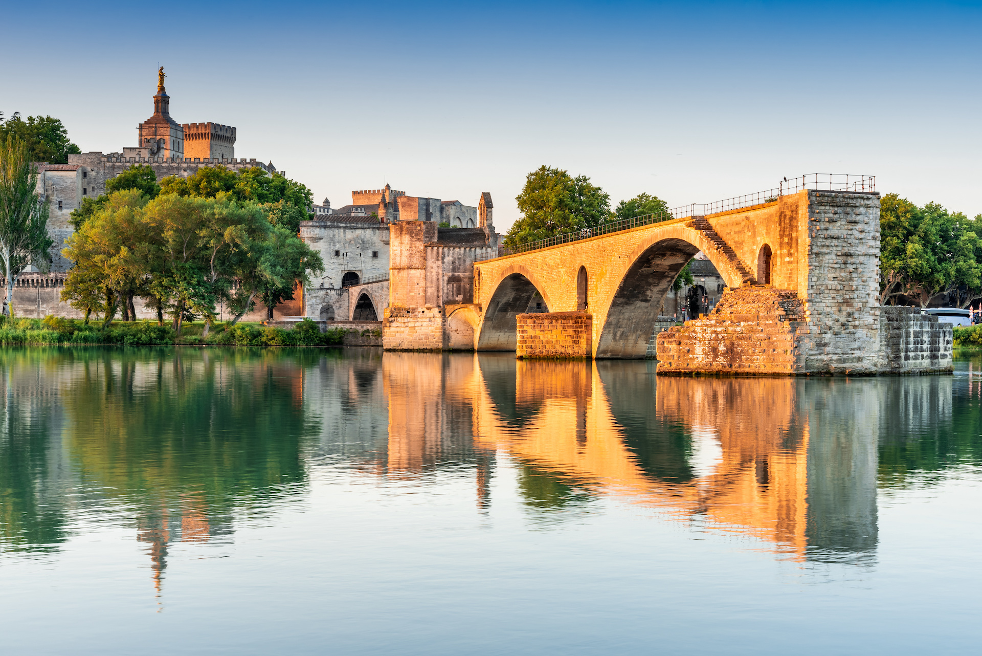 Le pont Saint-Bénézet à Avignon